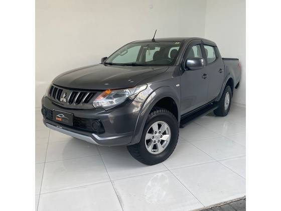 MITSUBISHI L200 TRITON 2.4 16V TURBO DIESEL SPORT GLS CD 4P 4X4 AUTOMÁTICO MITSUBISHI L200 TRITON 2.4 16V TURBO DIESEL SPORT GLS CD 4P 4X4 AUTOMÁTICO